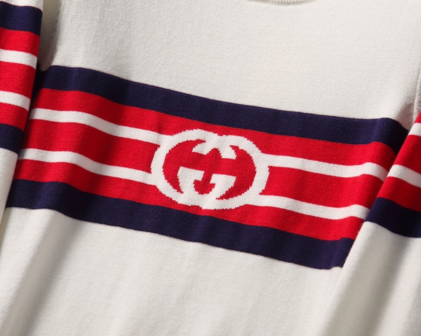 ブランドセーター素材ディテール